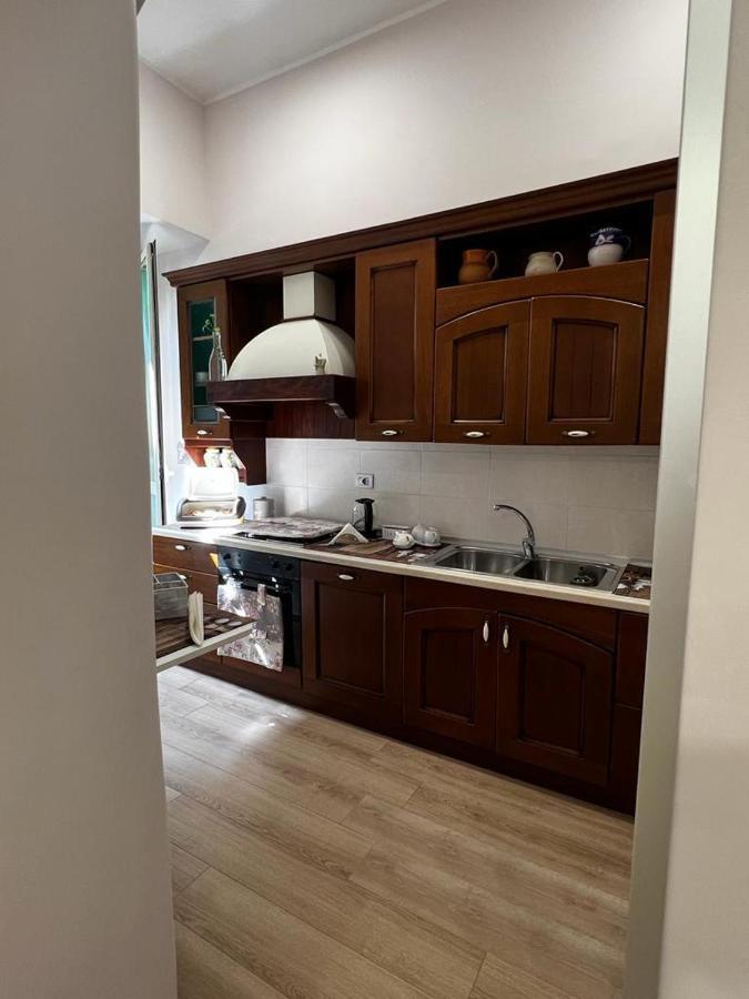 Apartamento A Casa E Mamma' Nápoles Exterior foto